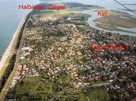 Eule Ost Und West Im Urigen Garten Zingst