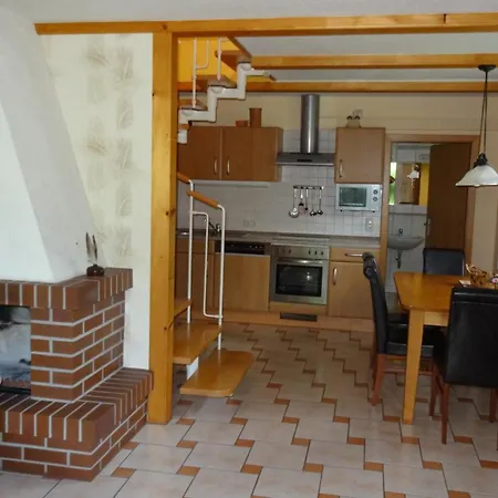 Ferienhaus Eulenhaus Im Urigen Garten Tatil Evi *