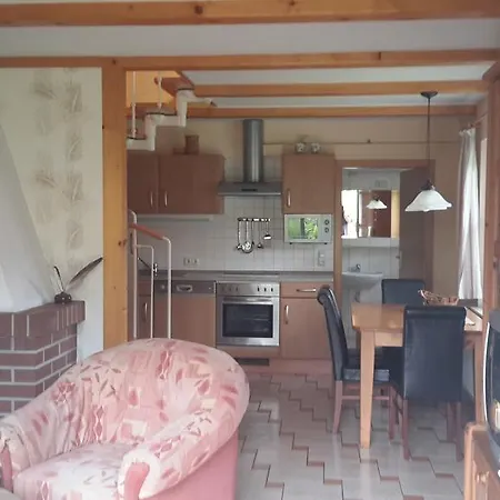 Ferienhaus Eulenhaus Im Urigen Garten Tatil Evi *